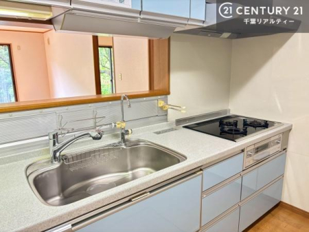 �L�b�`�� ���C�h�ȃV���N�ł��ˁI�������˂ɂ������������₷���Ǝ����y�X�d�l�̃V�X�e���L�b�`���ł��I
�f�U�C�����Ƌ@�\�������˂��L�b�`���Ő�����������܂��ˁI