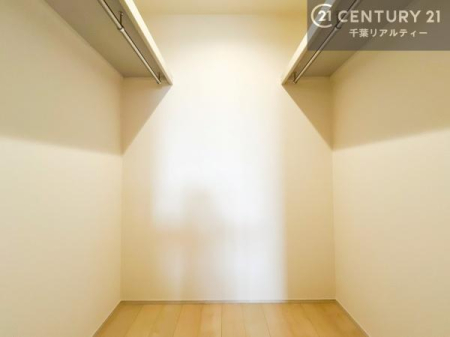 ���[ �E�H�[�N�C���N���[�[�b�g�t���ł��B��������̂��m���Ȃǂ����[���Ă��������ł��ˁI���ɂ���@�������ȂǋG�ߕ��̑傫�ȉƓd�����[�ł��܂��I