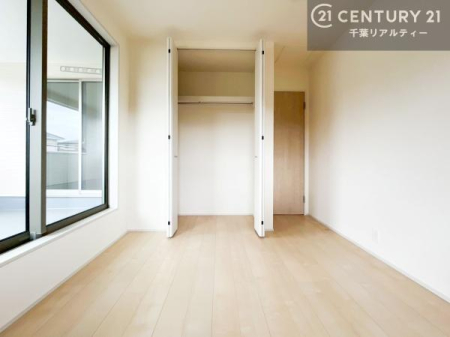 �q������ ���[�͂̂���m���ł��B����������������L�X�Ǝg���ċC�������ǂ��ł��I
�L���C�Ȗ��邢�������ŉ߂����̂́A�X�ɂ̂�т�������ł��܂��ˁI