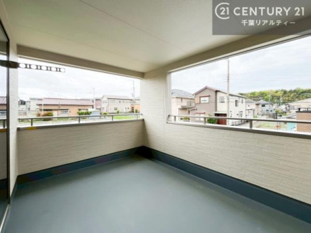 �o���R�j�[ ���C�h�C���i�[�o���R�j�[�I�������t���Ă���̂ŁA�}�ɉJ���~���Ă��G��ɂ������S�I�������������J�b�g���Ă����̂ŁA���V�C�̗ǂ����́A���O�֏o�Đ[�ċz����̂��悳�����ł��I