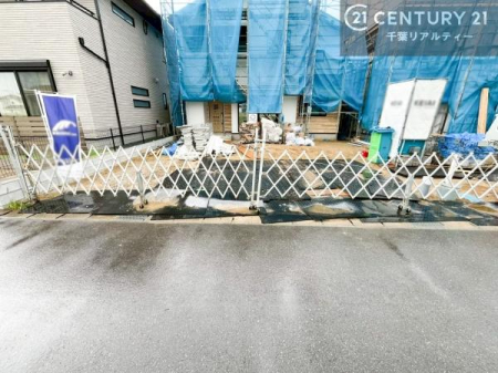 ���ԏ� ���ԃX�y�[�X��3�䕪����܂��I�Z�J���h�J�[�͂������A�o�C�N�⎩�]�ԂȂǂ��u���ꏊ�ɍ���܂���B