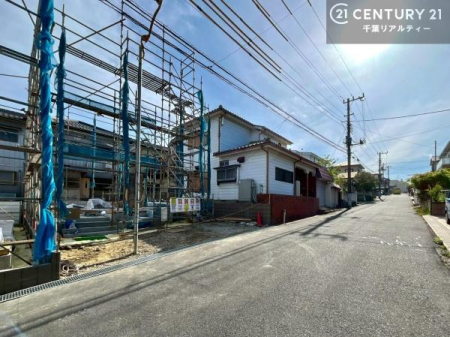 �O�ʓ��H�܂ތ��n�ʐ^ ���ӊ���A���q�l�̂���]�ɍ������������ꏏ�ɂ��ē���v���܂��B�Z��[���A�h�o�C�U�[�ɂ�邲���k������܂��B���Ђ͂��₢���킹�ɑ��Ή����܂��I���҂������܂���I