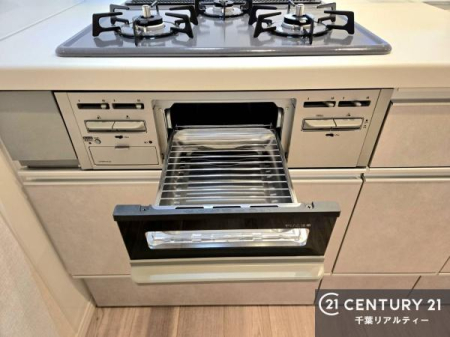 �L�b�`�� �R�����͎O������̂ł������̓����i�s���ł��܂��B
�������O�����t���ł��B�����X�y�[�X���L�X���Ă���׍�Ƃ����₷���I�g�����肪�ǂ��V�X�e���L�b�`���ł��I