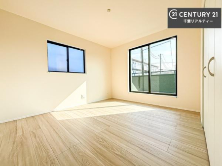 �Q�� �o���R�j�[�֖ʂ����m���Ȃ̂œV�C�̂������̓o���R�j�[�֏o�ă��t���b�V������̂������ł��ˁI
���������[�t���ŕ��i�g��Ȃ��悤�ȋG�߂��̂̃C���e���A�̎��[�ɂ��Ή��I�������̕ЂÂ��y�X�I