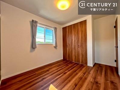 �Q�� ���邭���ʂ��̗ǂ������ł��B�u�V���v���v�Ƀf�U�C�����ꂽ�����B���R�x�������̂ŉƋ�⃌�C�A�E�g�ł��D�݂̋�Ԃ�n��グ���܂��B