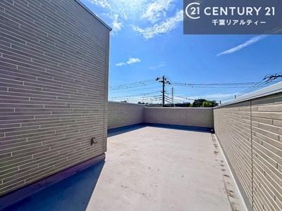 �Z�˂���̒��]�ʐ^ ������������Z��X�A�C�����̗ǂ������ʂ蔲����X���݂ł��B���ꂽ���ɂ͐�������n����J���I�Ȏ��Ԃ��y���߂܂��B�C�����̗ǂ������ʂ蔲����X���݂ł��I