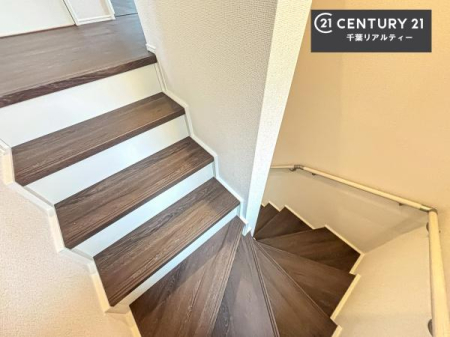 ���̑����� �K�i�́A�肷������Ă��Ė��邭��������������ƌ�����̂ň��S�I�g�̂̃T�|�[�g��]�|�h�~���S�E���S�ɗ��p���ł��܂��I