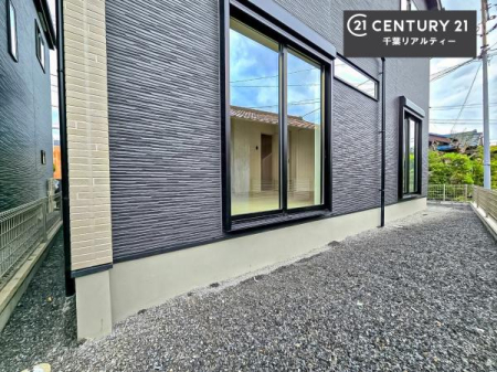 �� �z������ǍD�Ȃ���ł��I���ꂽ���ɂ͐�������n����J���I�Ȏ��Ԃ��y���߂܂��B
�K�[�f�j���O��ƒ�؉����y���߂܂��I