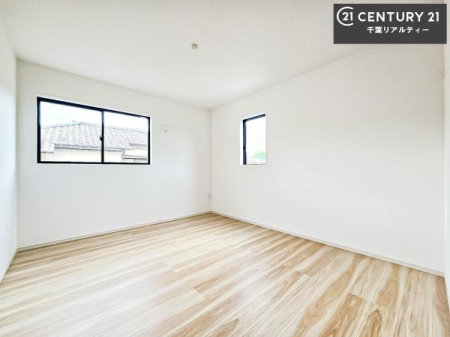 �m�� 2�ʍ̌����m�ۂ������邢�����́A���ʂ����ǂ��A���邭��ϋ��S�n�̗ǂ���ԂƂȂ��Ă���܂��B�����b�N�X���ĉ߂�����S�n�̗ǂ��������ł��I