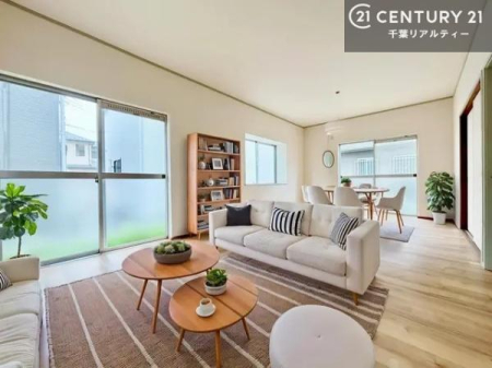 ���r���O �Ƌ�́ACG�p�[�X�傫�ȑ����炽���Ղ�̗z���������閾�邢���r���O�B�J�����̂��郊�r���O�ŉƑ��c���̂��났�̎��Ԃ��߂����܂��I�����̂����w�\�ł��I���񌻒n�ŗz������Ȃǂ��̊����������܂��I