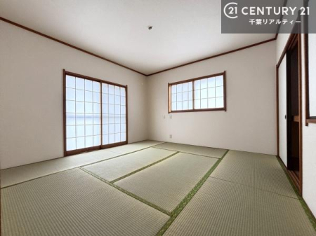 �a�� �a���ł͂��q�l���]��ł����������S�z�͂قƂ�ǂ���܂���B
�Ǝ��̍��ԂɃ}�}��p�p���Q�����Ŏg����x�e�X�y�[�X�Ƃ��Ă����p�I