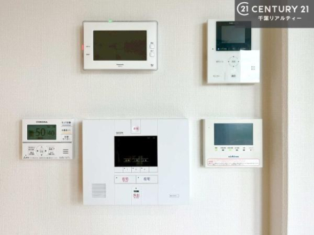 ���̑� TV���j�^�[�t���C���^�[�z���ł��q�l�̂�����Ԓ��Ȃǂ����S�ł��ˁB
�{�^���ЂƂł����C�̏������ƂƂ̂��I�I�[�g�o�X���B