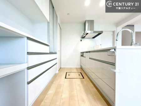 �L�b�`�� ���[�X�y�[�X���L�x�ŁA�����X�y�[�X���X�b�L���ƕЕt���Ђ�`�����p�ł��܂��I
���K�ɍ�Ƃ��ł��܂��I�����̗���������܂��I