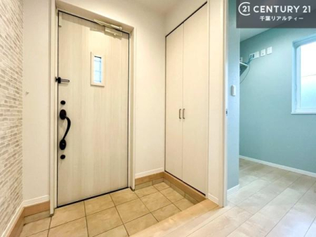 ���� ���q���Ȃǂɕ֗��ȃp�u���b�N���[���t���̌��ւł��I�������ȃf�U�C�������ꂵ���ł��ˁI