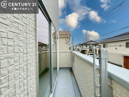 �o���R�j�[ �z������̗ǂ��o���R�j�[�ŁA�����󕨂��悭���������ł��ˁI
���V�C�̗ǂ����ɂ̓o���R�j�[�֏o�ă��t���b�V������̂��C�����悳�����ł��B