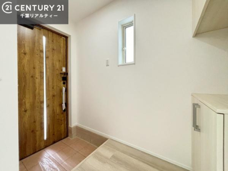 ���� ���ċA���Ă��Ă��A�������܁I�����������Ȃ�A�D�����}������Ă�����ԂɂȂ��Ă��܂��B
���邭��������錺�ւł��I