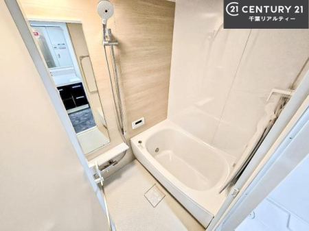 ���� �������������l�̕��͋C�̃o�X���[���́A�����o�Ă��ăo�X�^�C�����[���I
���d���撣���Ă��邲�J���ɂ��D�݂̓����̓����܂����āA�y����ł݂Ă͂������ł��傤���H