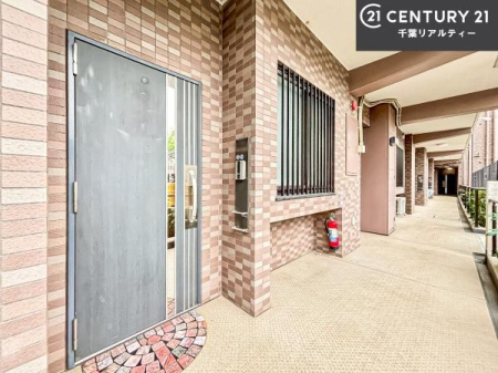 ���̑� ���낢��Ȃ���]���������܂�����A���q�l�̂��v�]���ǂ��ǂ������������������B
���Ђ̐��X�^�b�t���e�ؒ��J�ɂ������������܂��I