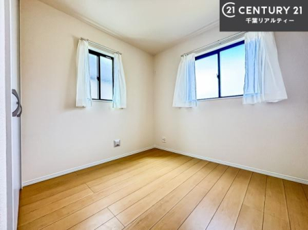 �q������ �|���o�������Ȃ��������́A���q�l�̂������Ƃ��Ă����S�ł��I
���[�X�y�[�X���[�����Ă���̂ŎU�炩�������������T�b�ƕЕt�����܂��I