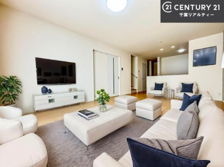 ���r���O �Ƌ��CG�p�[�X�ł��B�S�n�ǂ����r���O�͉Ƒ������R�ƏW�܂�܂��B�Ƒ��c�R�̎��Ԃ����������ł��B���Ƒ��ƁA����w�[���������Ԃ��߂��������ł��ˁB