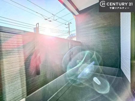 �o���R�j�[ �z������ǍD�ȃo���R�j�[�ł��I���ꂽ���ɂ͐�������n����J���I�Ȏ��Ԃ��y���߂܂��B