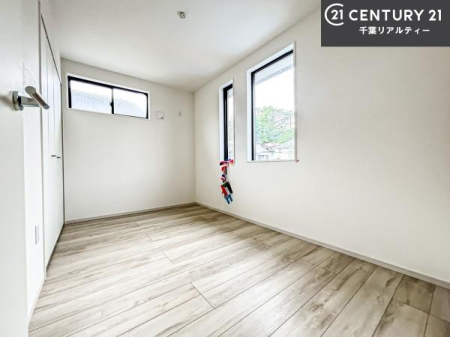 ���r���O�ȊO�̋��� �V���v���Ƀf�U�C������Ă��邽�߁A�Ƌ��I�т܂���I
���C�ɓ���̉Ƌ��u���Ă��낰���Ԃ���邱�Ƃ��ł��܂��B