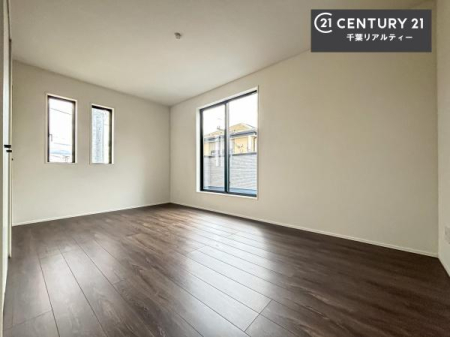 �Q�� �o���R�j�[�ɖʂ��Ă���m���ł��B���邭�����肪����A���C����������ł��܂��I���N���āA�O�ɏo�Ĕw�L�т����[�ċz�����ǂ������}������邱�Ƃ��ł��܂��B