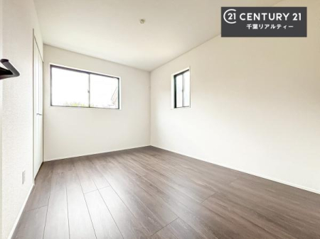 �m�� 2�ʍ̌����m�ۂ������邢�����́A���ʂ����ǂ��A���邭��ϋ��S�n�̗ǂ���ԂƂȂ��Ă���܂��B�����b�N�X���ĉ߂�����S�n�̗ǂ��������ł��I