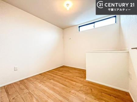 ���r���O�ȊO�̋��� �V���v���Ƀf�U�C������Ă��邽�߁A�Ƌ��I�т܂���I
���C�ɓ���̉Ƌ��u���Ă��낰���Ԃ���邱�Ƃ��ł��܂��B