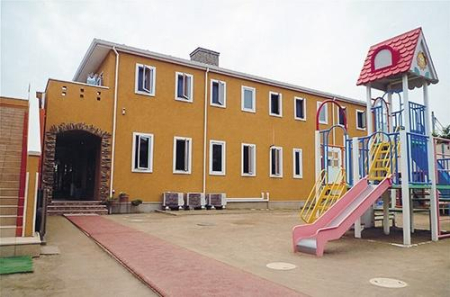 ���ӊ� �y�c�t���E�ۈ牀�z�O���Ђ܂��ۈ牀�F700m