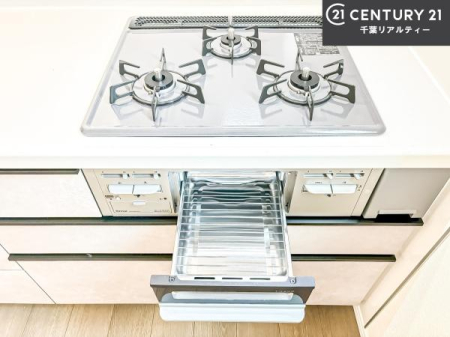 �L�b�`�� �R�����͎O������̂ł������̓����i�s���ł��܂��B
�������O�����t���ł��B�����X�y�[�X���L�X���Ă���׍�Ƃ����₷���I�g�����肪�ǂ��V�X�e���L�b�`���ł��I