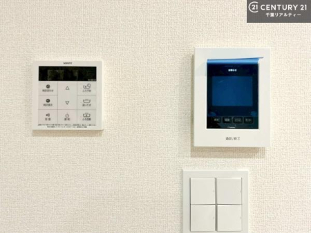 ���̑� TV���j�^�[�t���C���^�[�z���ł��q�l�̂�����Ԓ��Ȃǂ����S�ł��ˁB�{�^���ЂƂł����C�̏������ƂƂ̂��I�I�[�g�o�X���B