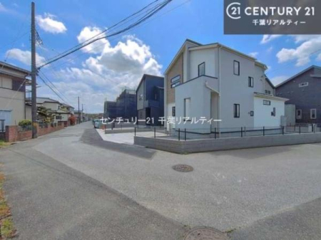 �O�ʓ��H�܂ތ��n�ʐ^ ���ӊ���A���q�l�̂���]�ɍ������������ꏏ�ɂ��ē���v���܂��B�Z��[���A�h�o�C�U�[�ɂ�邲���k������܂��B���Ђ͂��₢���킹�ɑ��Ή����܂��I���҂������܂���I