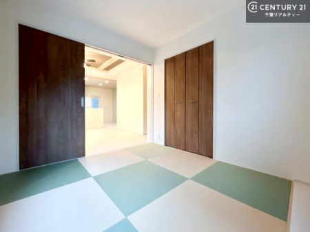 �a�� �a���ł͂��q�l���]��ł����������S�z�͂قƂ�ǂ���܂���B
�Ǝ��̍��ԂɃ}�}��p�p���Q�����Ŏg����x�e�X�y�[�X�Ƃ��Ă����p�I