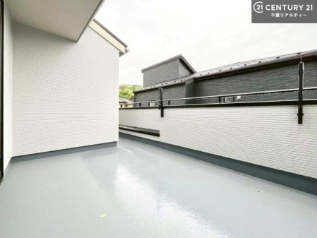 �o���R�j�[ �L�X�Ƃ��Ă���o���R�j�[�ł��I�����󕨂������̂͂�����񕗂ɓ�����Ȃ��炭�났�^�C��������܂��I