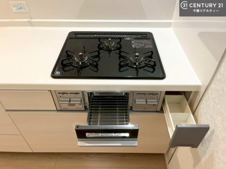 �L�b�`�� �R�����͎O������̂ł������̓����i�s���ł��܂��B
�������O�����t���ł��B�����X�y�[�X���L�X���Ă���׍�Ƃ����₷���I�g�����肪�ǂ��V�X�e���L�b�`���ł��I