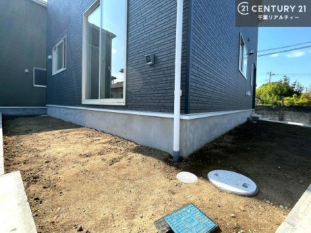 �� ������Ƃ�������X�؁[�X���t���Ă��܂��I�K�[�f�j���O���y���߂����ł��ˁB