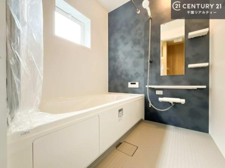 ���� �������������l�̕��͋C�̃o�X���[���́A�����o�Ă��ăo�X�^�C�����[���I
���d���撣���Ă��邲�J���ɂ��D�݂̍���̓����܂����āA�y����ł݂Ă͂������ł��傤���H