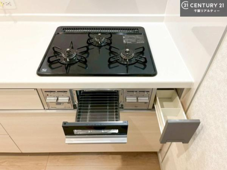 �L�b�`�� �R�����͎O������̂ł������̓����i�s���ł��܂��B
�������O�����t���ł��B�����X�y�[�X���L�X���Ă���׍�Ƃ����₷���I�g�����肪�ǂ��V�X�e���L�b�`���ł��I