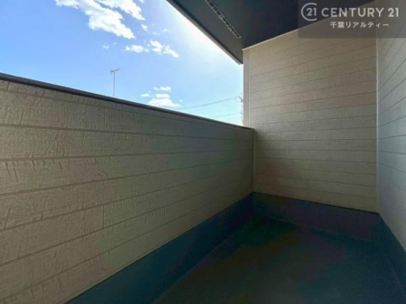 �o���R�j�[ �C���i�[�o���R�j�[�I�������t���Ă���̂ŁA�}�ɉJ���~���Ă��G��ɂ������S�I�������������J�b�g���Ă����̂ŁA���V�C�̗ǂ����́A���O�֏o�Đ[�ċz����̂��悳�����ł��I