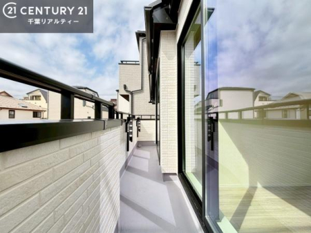 �o���R�j�[ 2��������o����ł���A�J�����̂���L�X�o���R�j�[�B
�����̐���₿����Ƃ����O���Ԃɂ��֗��ł��I