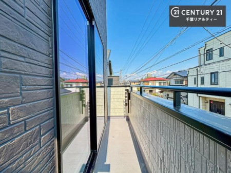 �o���R�j�[ �z������̗ǂ��o���R�j�[�ŁA�����󕨂��悭���������ł��ˁI
���V�C�̗ǂ����ɂ̓o���R�j�[�֏o�ă��t���b�V������̂��C�����悳�����ł��B