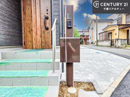 ���̑����n �����T���̂������E���v�]�E������ȂǁA���Ȃ�ƕ��ЃX�^�b�t�܂ł��\���t�����������I�s���Y�Ɋւ��邱�ƂȂ�A�ǂ̂悤�Ȃ��Ƃł����S���ӑΉ������Ē����܂��B
