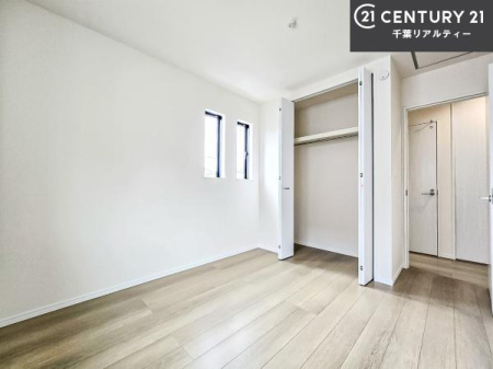 �Q�� ���[�͂̂���m���ł��B����������������L�X�Ǝg���ċC�������ǂ��ł��I
�L���C�Ȗ��邢�������ŉ߂����̂́A�X�ɂ̂�т�������ł��܂��ˁI