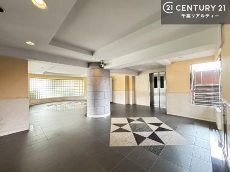 ���r�[ ��؂Ȃ��q�l�����o�}�����郍�r�[�B�L�X���Ă��ĊJ�����E������������܂��B
����]�̕����܂Ƃ߂Ă��ē��B���₢���킹�ɑ��Ή����܂��I���҂������܂���I���Ђ��C�y�ɂ��₢���킹���������܂��B