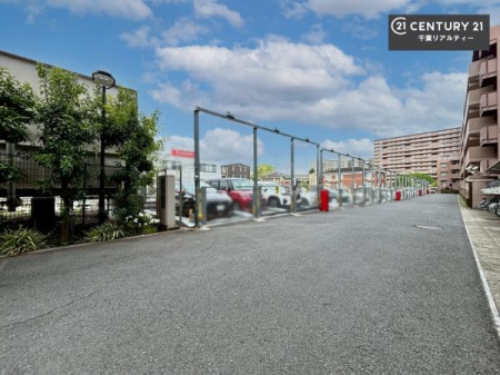 ���̑����n �u���̕����C�ɂȂ�I�v�u�������Ăǂ�ȏ��H�v�u�����Əڂ����m�肽���I�v�Ǝv������A���C�y�ɂ����k���������B