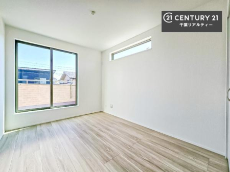 �Q�� �o���R�j�[�ɖʂ��Ă���m���ł��B���邭�����肪����A���C����������ł��܂��I���N���āA�O�ɏo�Ĕw�L�т����[�ċz�����ǂ������}������邱�Ƃ��ł��܂��B