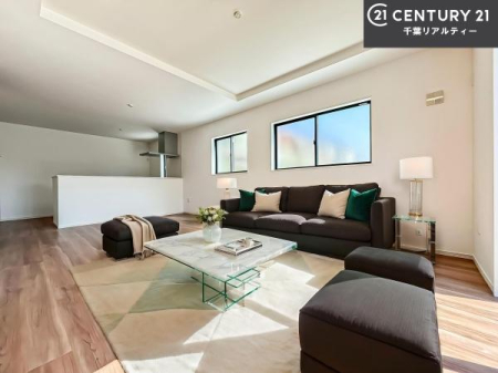 ���r���O �Ƌ��CG�p�[�X�ł��B�S�n�ǂ����r���O�͉Ƒ������R�ƏW�܂�܂��B�Ƒ��c�R�̎��Ԃ����������ł��B���Ƒ��ƁA����w�[���������Ԃ��߂��������ł��ˁB