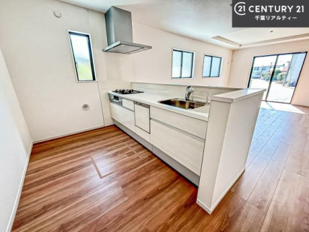 �L�b�`�� ���[�X�y�[�X���L�x�ŁA�����X�y�[�X���X�b�L���ƕЕt���Ђ�`�����p�ł��܂��I
���K�ɍ�Ƃ��ł��܂��I�����̗���������܂��I