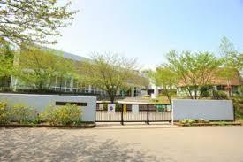 ���ӊ� �y���w�Z�z��t�s���L�g���w�Z�F1660m